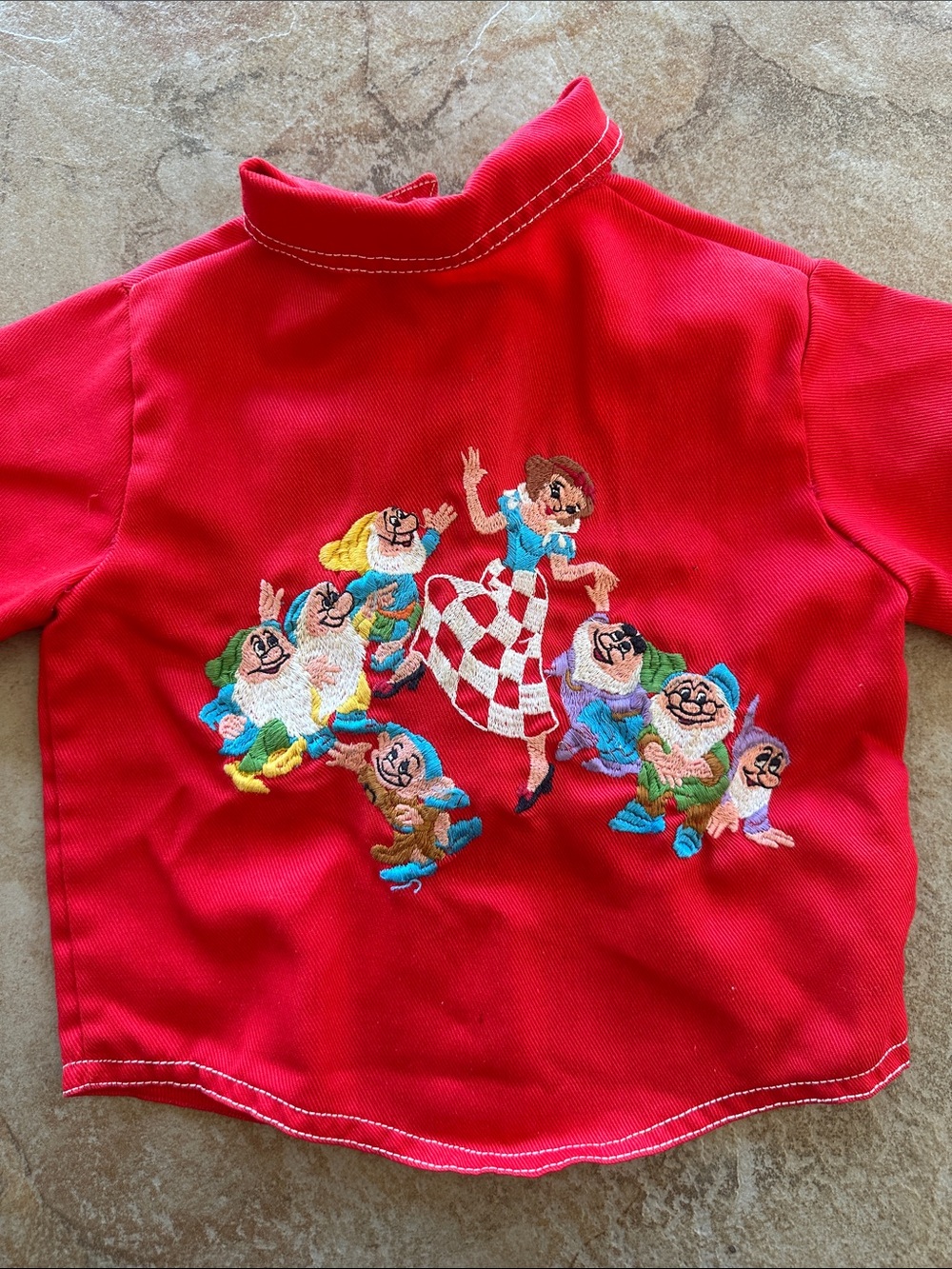 Vintage Disney Snow White & the 7 dwarves embroidered pearl snap collared shirt